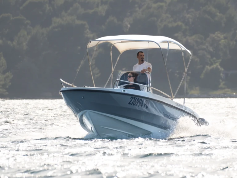 Orizzonti Andromeda charter bareboat or captained in  Pula