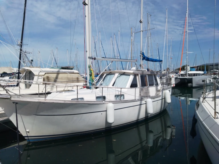Boat rental Siltala nauticat33 in La Rochelle on Samboat