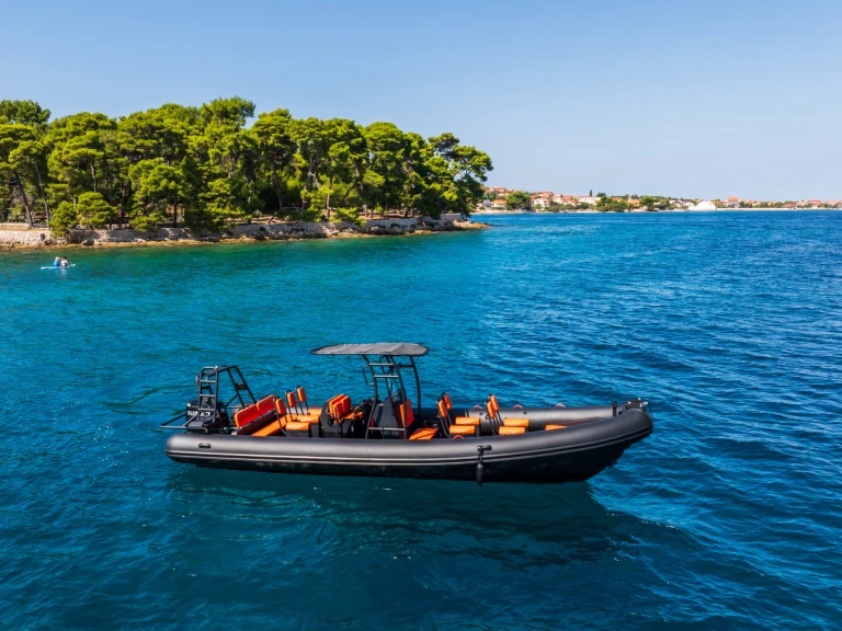 Sea Marine 860 in Preko on SamBoat