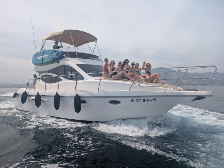 Yacht charter Fuengirola cheap Majestic
