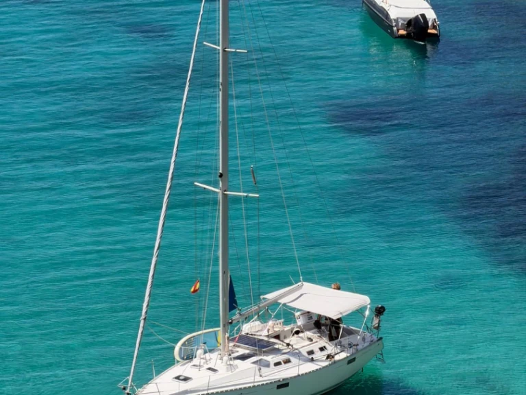 Yacht charter Ibiza Town cheap Oceanis 390