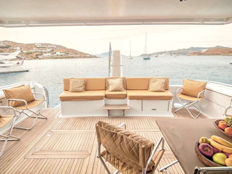 Boat rental Ferretti Ferretti Yachts 58 in Mykonos (City) on Samboat