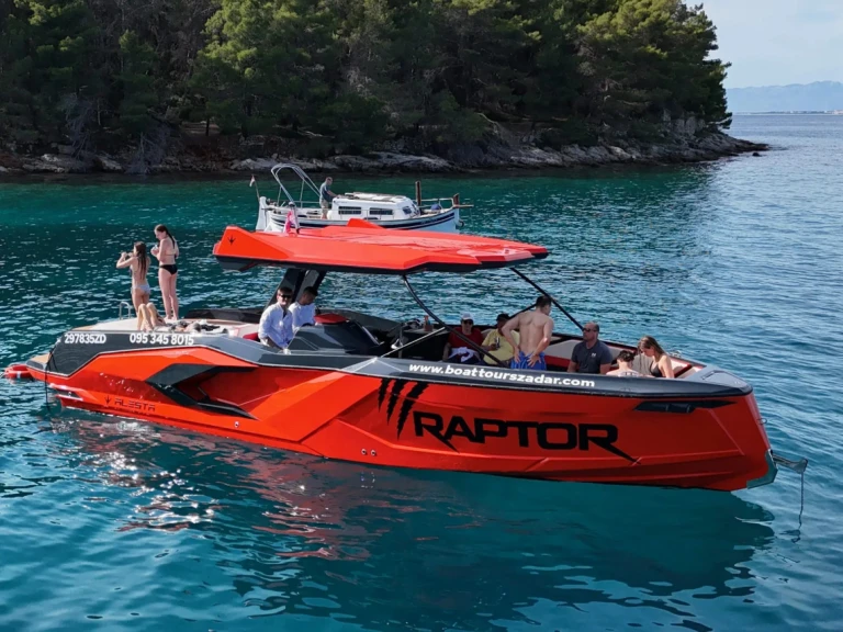 Motorboat rental with or without captain Alesta Zadar