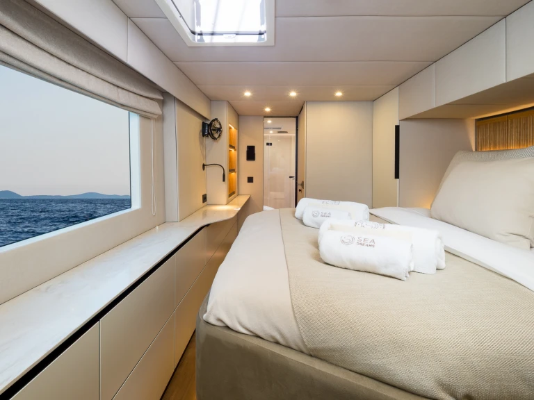 Catamaran for rent Kaštel Gomilica at the best price