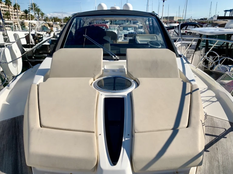Cranchi M 44 in Antibes on SamBoat