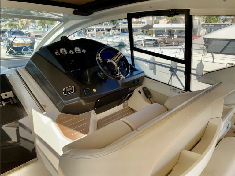 Rent a Cranchi M 44 Antibes