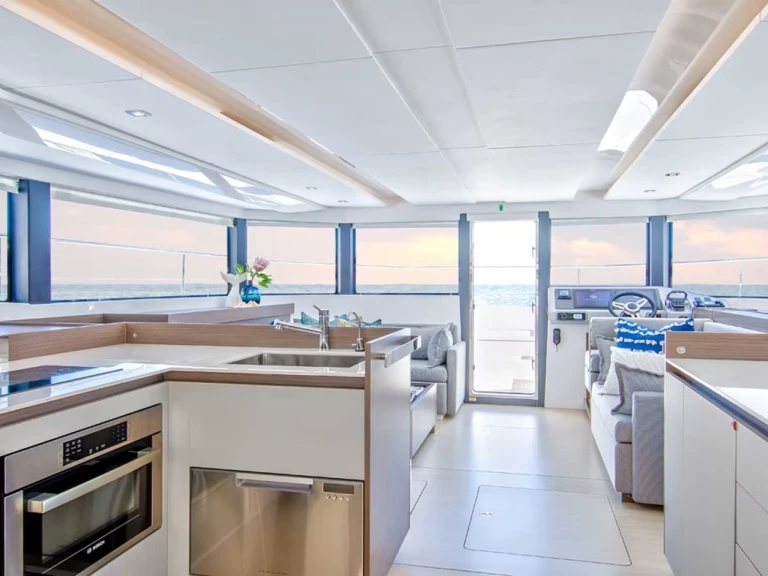 Yacht charter Gouvia cheap Leopard 46 Powercat