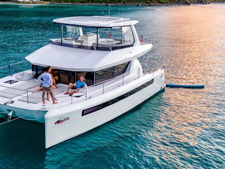 Motorboat for rent Road Town at the best price