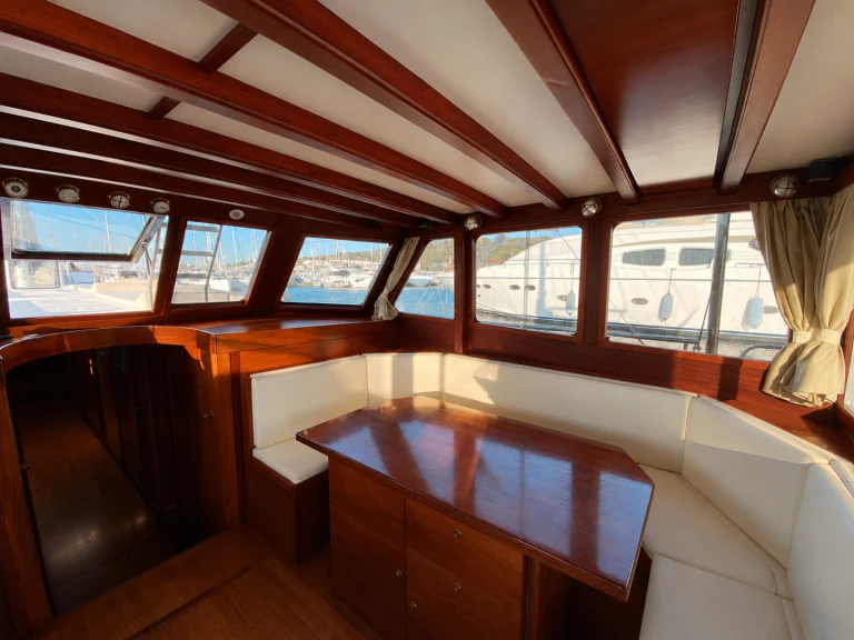 Yacht charter Porto Santo Stefano cheap Gulet