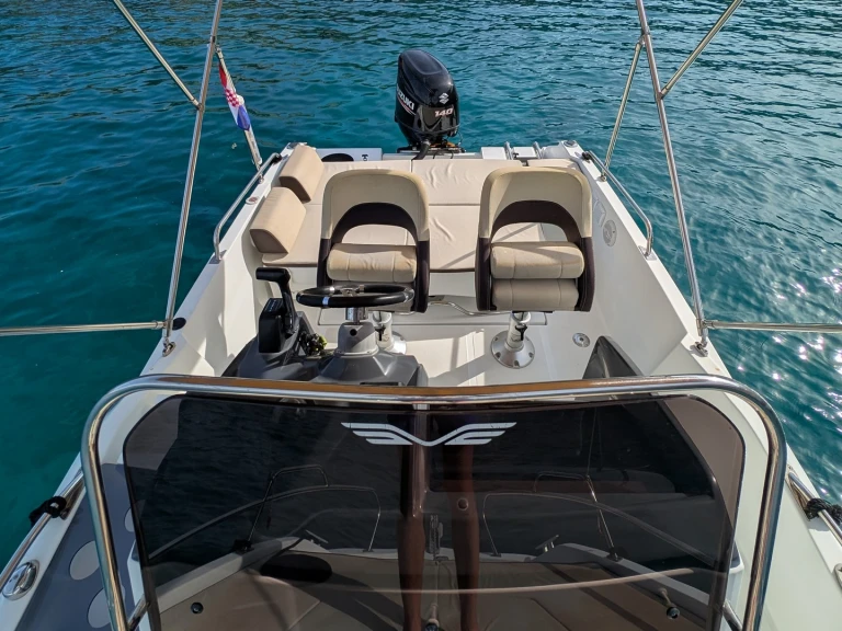 Motorboat for rent Novalja at the best price