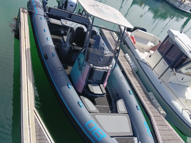 Bareboat Rental RIB Highfield with a boat licence