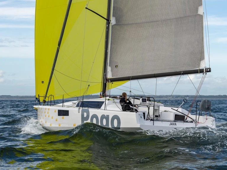 Yacht charter Uturoa cheap Pogo 44