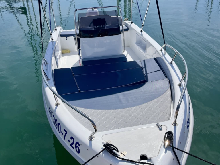 Motorboat rental with or without captain Saver Sant Andreu de Llavaneres