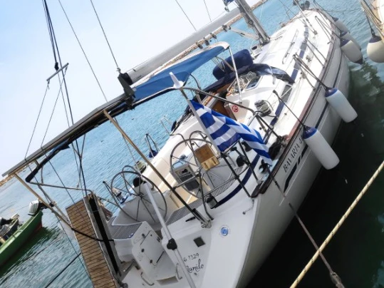 Sailboat for rent Ávdira at the best price