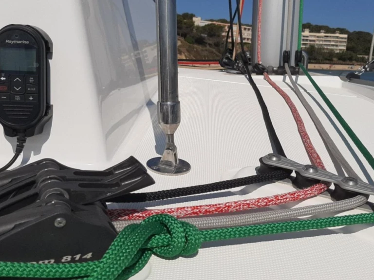 Bali Bali Catspace/4 cab charter bareboat or captained in  Bormes-les-Mimosas