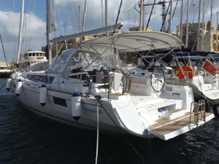 Sailboat rental in Kalkara - Bénéteau Oceanis 48 /5cab