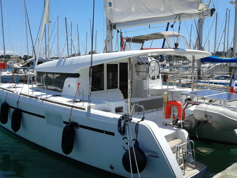 Catamaran rental with or without captain Lagoon Gouvia