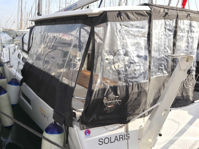 Bareboat Rental Sailboat Jeanneau with a boat licence