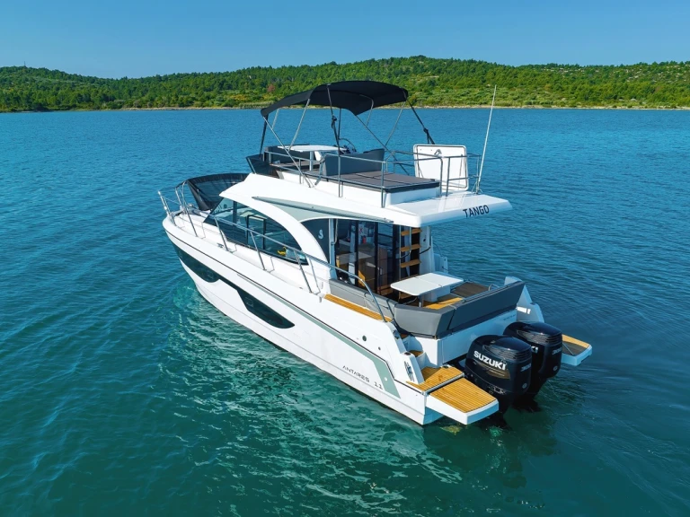 Yacht charter Biograd na Moru cheap Antares 11 FLY
