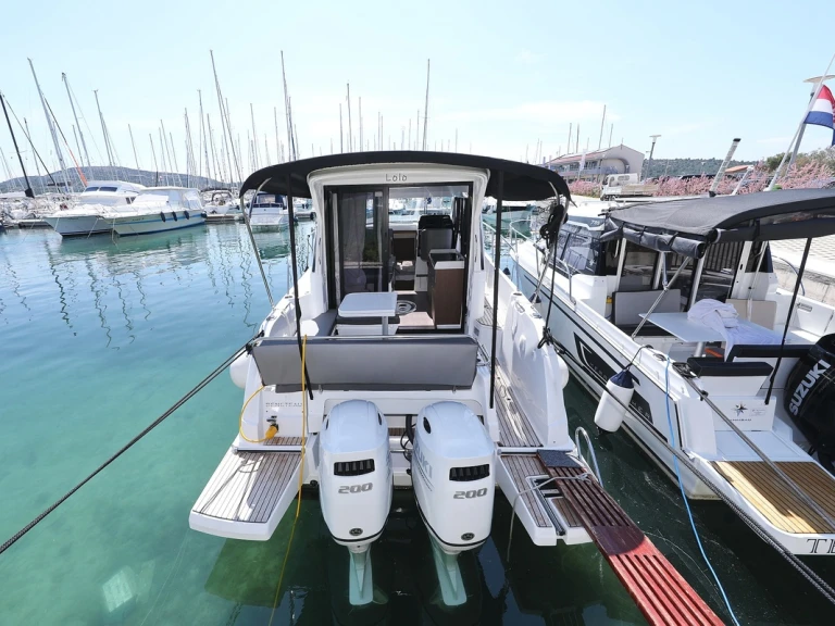 Yacht charter Biograd na Moru cheap Antares 9 OB