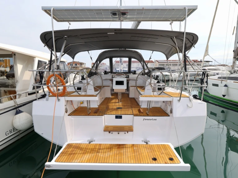 Bareboat Rental Sailboat Bavaria with a boat licence