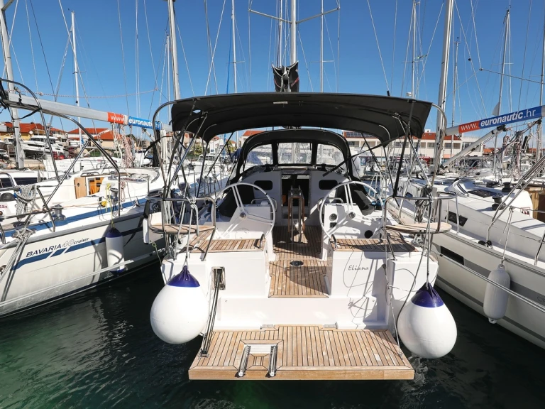 Sailboat for rent Biograd na Moru at the best price