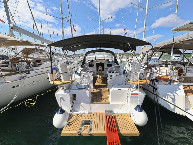 Sailboat rental with or without captain Elan Biograd na Moru