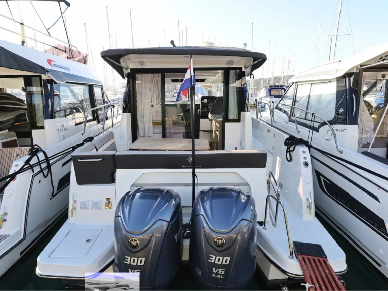 Jeanneau Merry Fisher 1095 charter bareboat or captained in  Biograd na Moru
