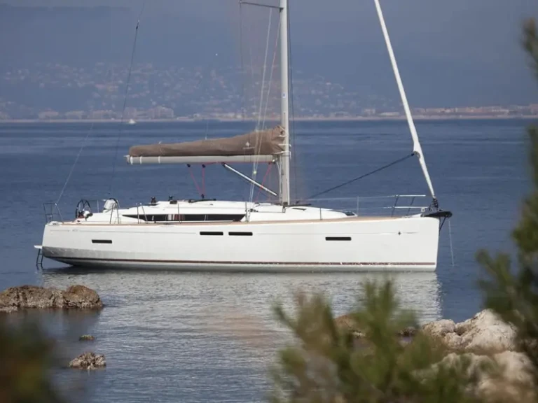 Jeanneau Sun Odyssey 419 (1WC) /3cab charter bareboat or captained in  Propriano