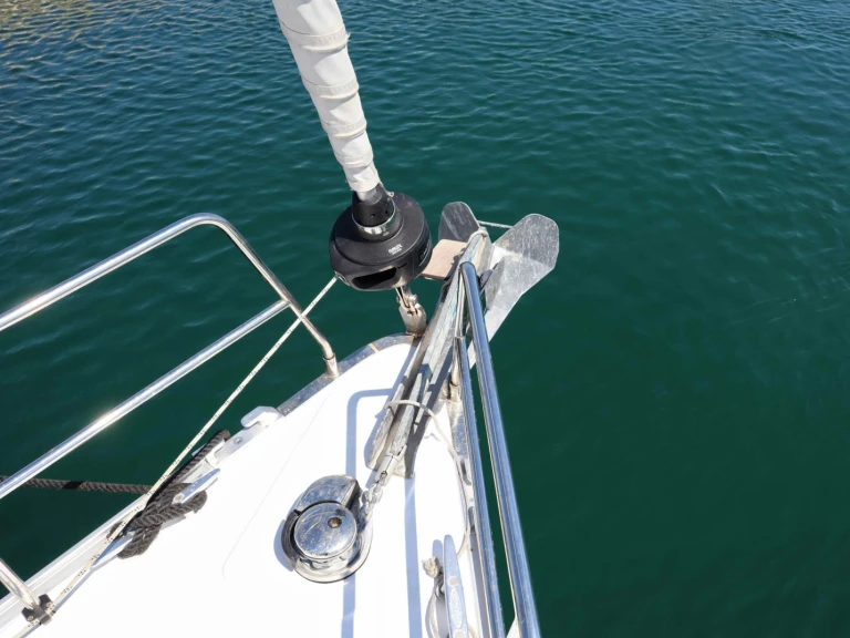 Bavaria Bavaria Cruiser 46 /4cab in Alimos on SamBoat