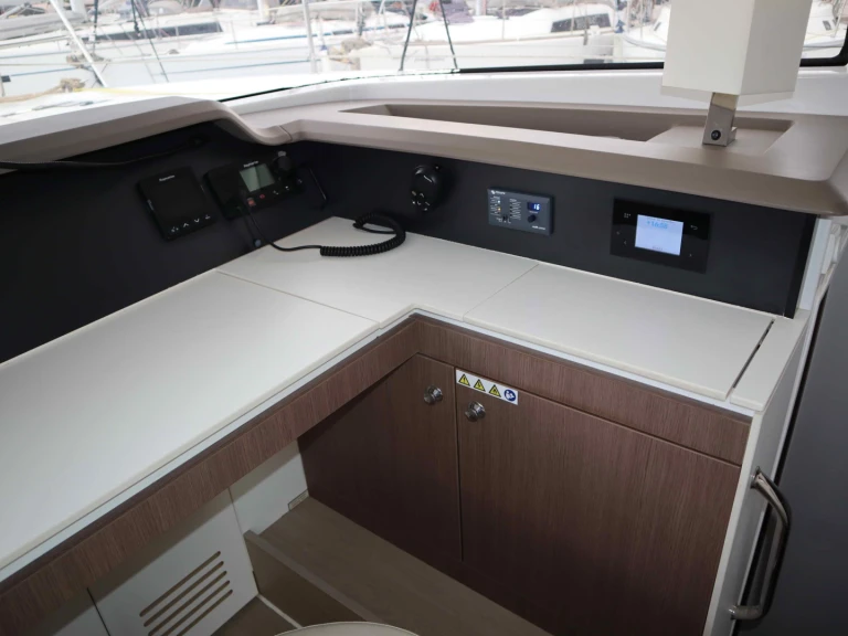 Bareboat Rental Catamaran Bali with a boat licence