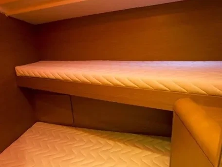 Rent a Jeanneau Sun Odyssey 449 /4cab Alimos