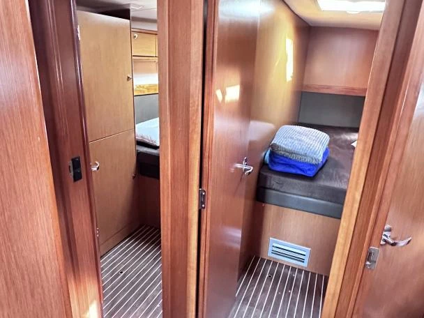 Bavaria Bavaria Cruiser 56 /6cab charter bareboat or captained in  Alimos