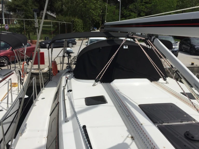 Bavaria Bavaria Cruiser 46 /4cab in Skiathos on SamBoat