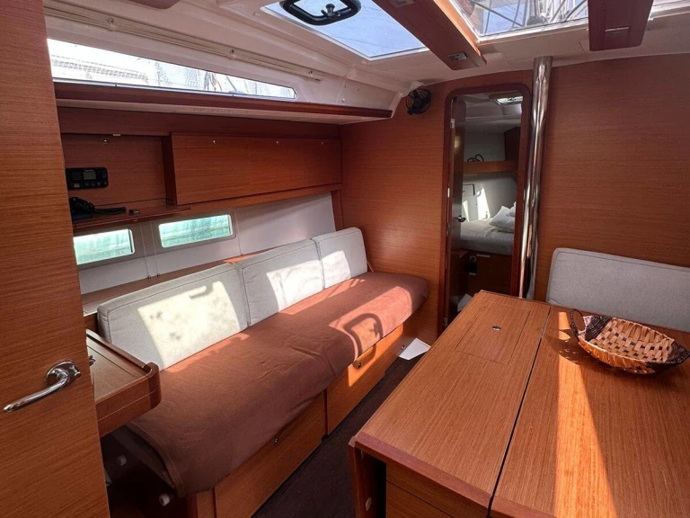 Rent a Dufour Dufour 390 Grand Large /3cab Alimos