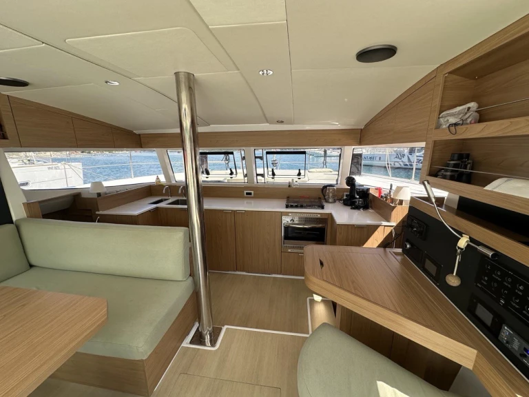 Catamaran rental in Tivat - Bali Bali Catsmart/6 cab