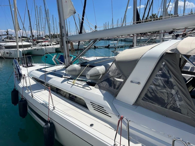 Bénéteau Oceanis 51.1 /6cab in Gouvia on SamBoat