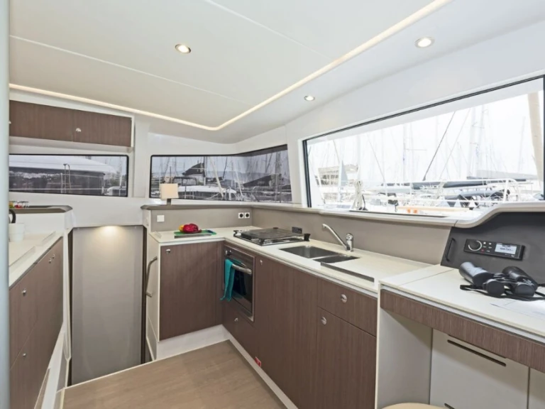 Yacht charter Ávdira cheap Bali 4.1/4 cab, 4WC