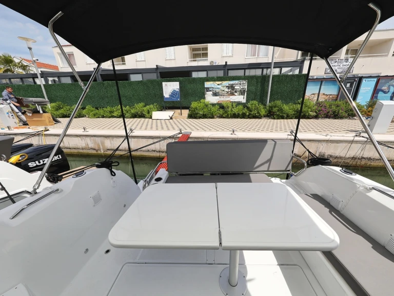 Motorboat rental with or without captain Bénéteau Biograd na Moru