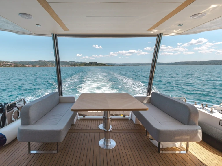 Boat rental Greenline Yachts Greenline 58 Fly in Biograd na Moru on Samboat