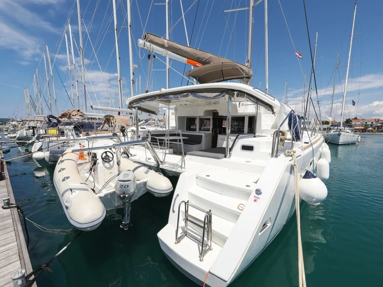 Bareboat Rental Catamaran Lagoon with a boat licence