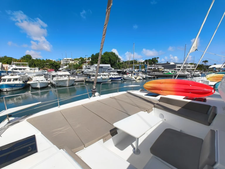 Yacht charter Bas du Fort cheap Bali 4.4
