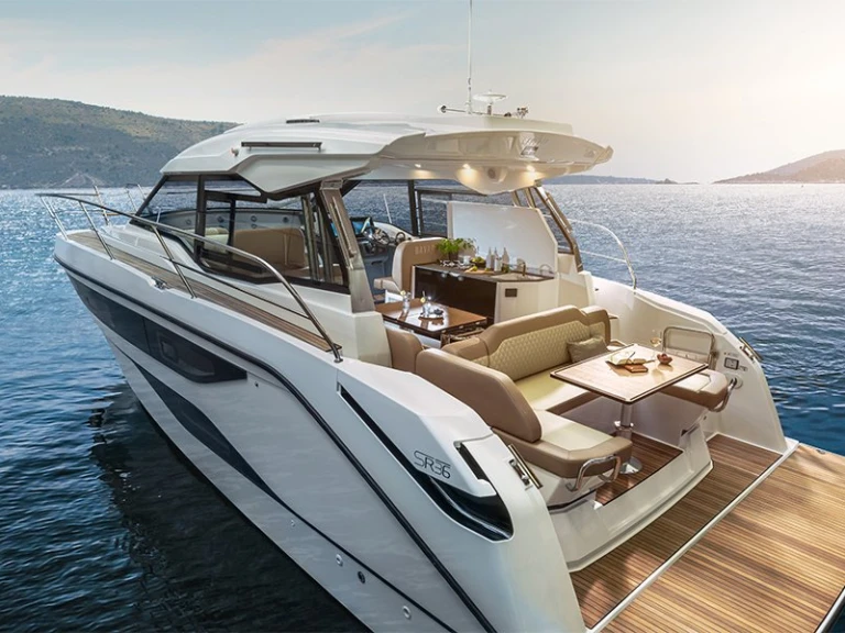 Bareboat Rental Luxury Yacht Bavaria with a boat licence