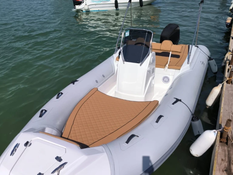 Bareboat Rental RIB Gemboat with a boat licence