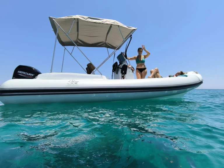 Rent a Gemboat G21 Porto Siracusa
