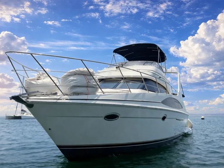Motorboat rental with or without captain Carver Port d'Alcudia