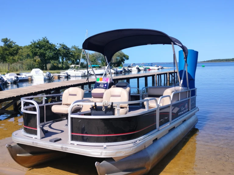 Sun Tracker Bass Buggy 18 in Sanguinet on SamBoat