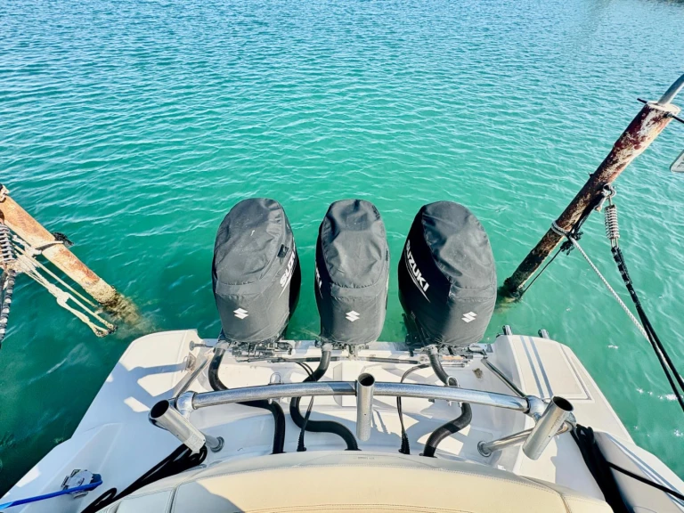 Luxury Yacht rental with or without captain Sessa Marine Sète