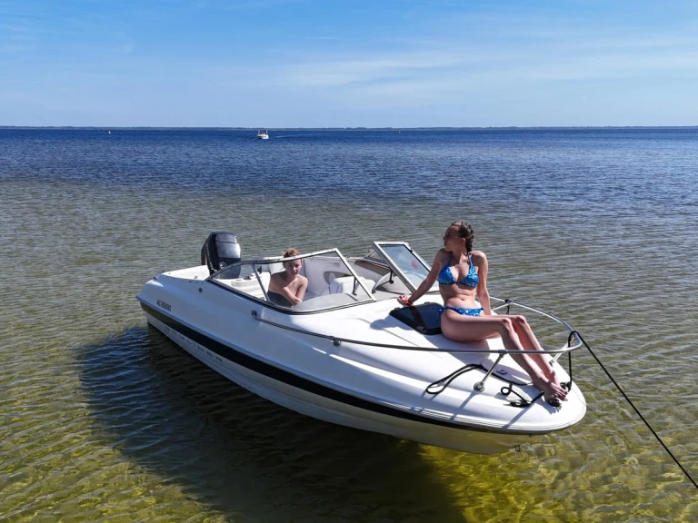 Bayliner Bayliner 1802 Capri Cuddy in Biscarrosse on SamBoat