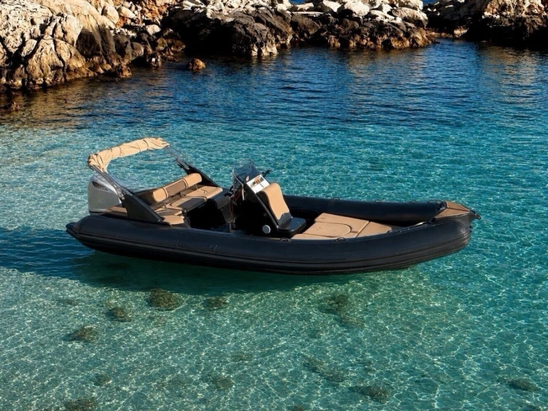RIB rental with or without captain gomini Saint-Cyr-sur-Mer